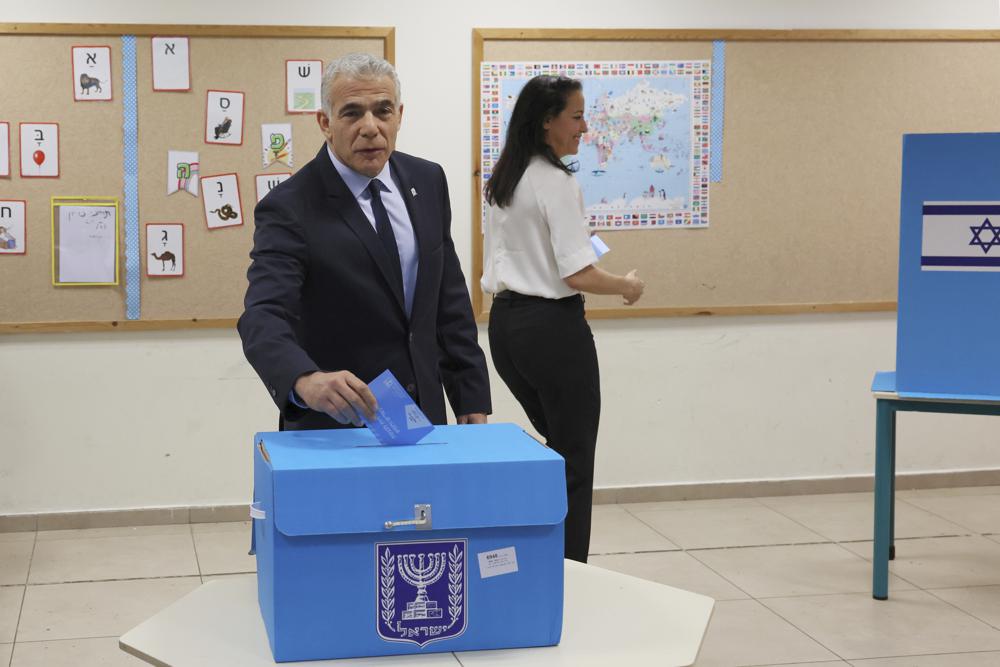Israelis vote again, as political crisis grinds on